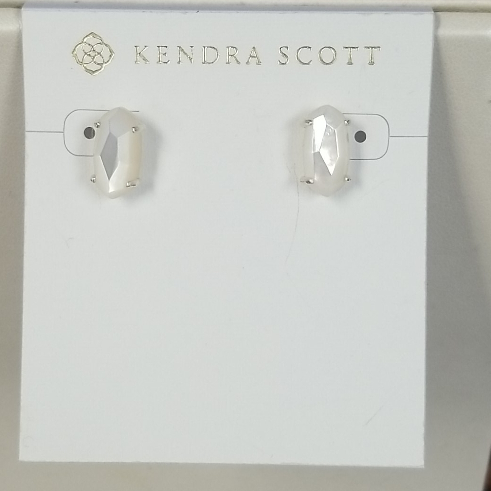 Kendra Scott Betty Stud Earrings